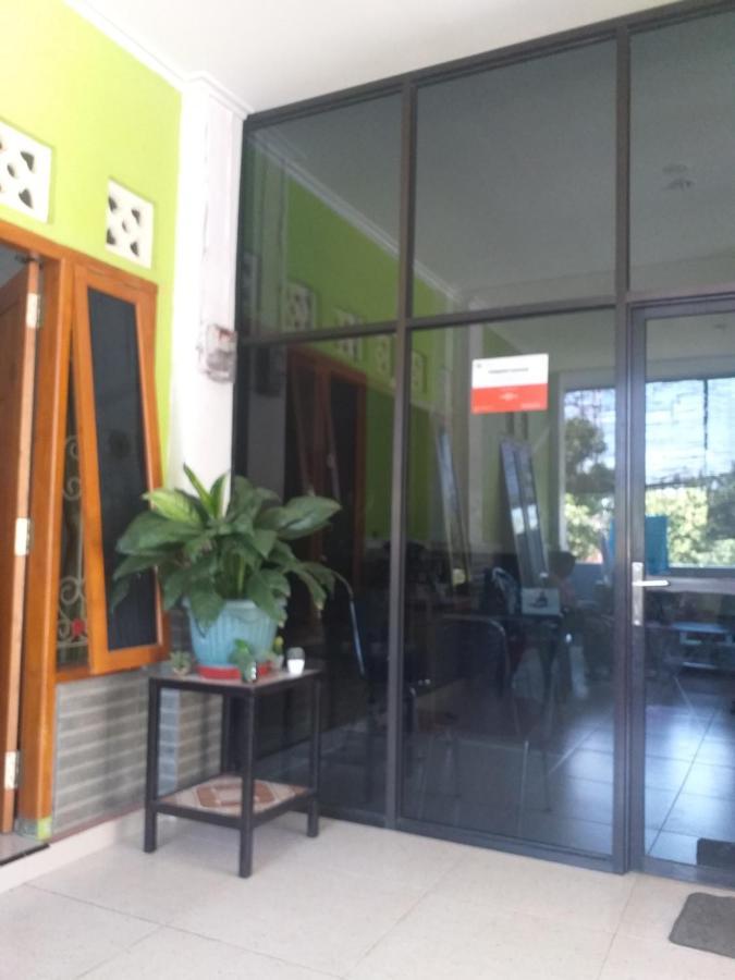 Hotel Mehara Labuan Bajo Buitenkant foto